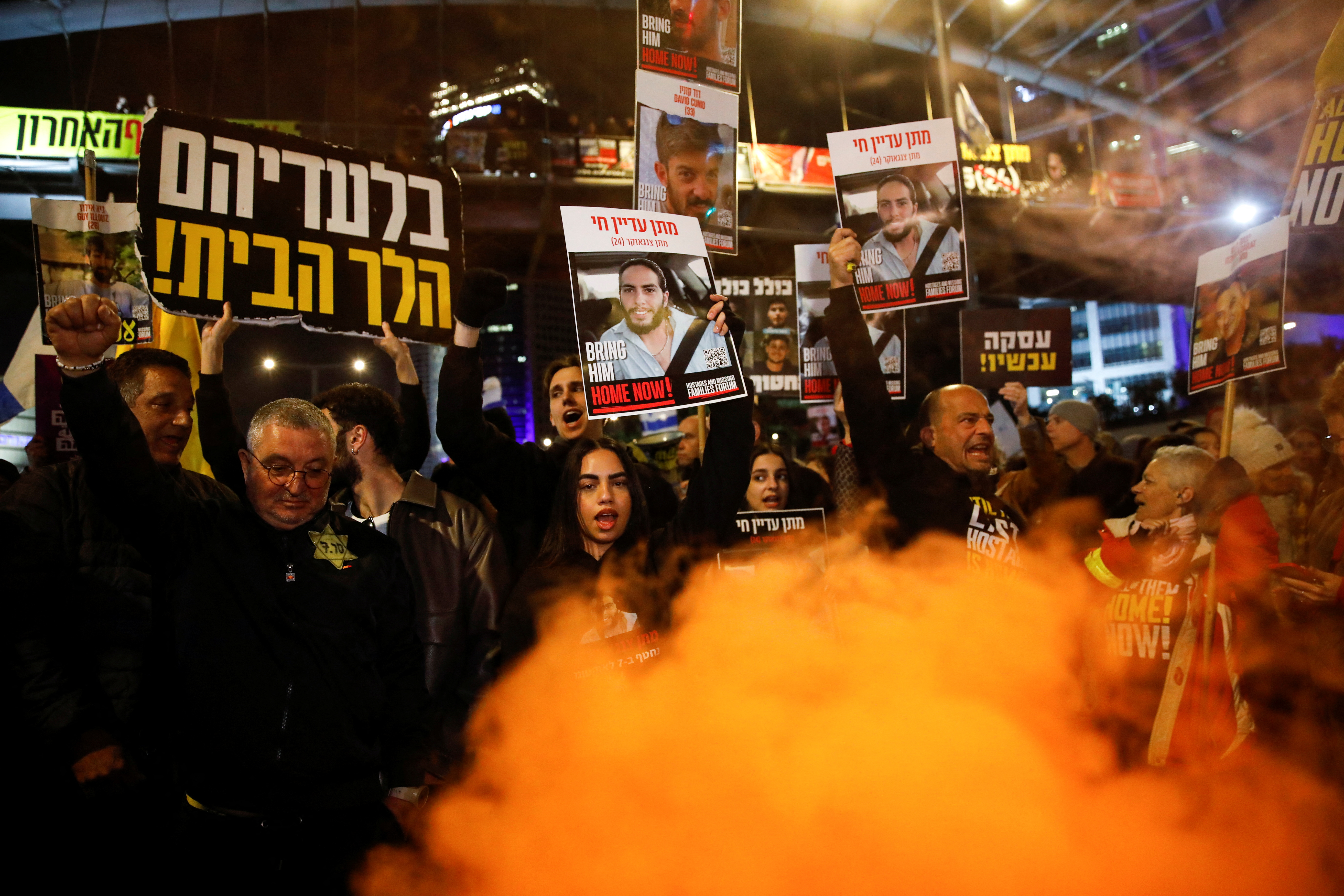 People attend a protest in support of the hostages kidnapped during the deadly October 7 2023 attack by Hamas, in Tel Aviv, Israel, February 10, 2025. REUTERS/Shir Torem