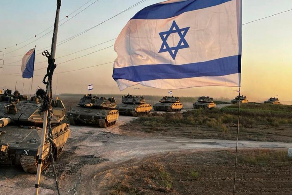 Israeli tanks from the IDF’s 401st Brigade operate in the Jabaliya area in northern Gaza, July 2025. (Photo: IDF)